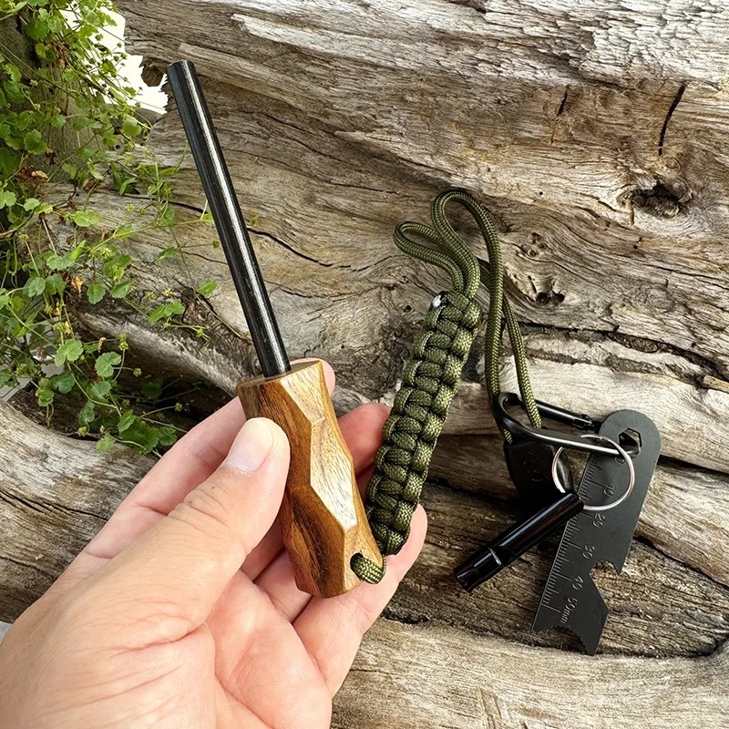 New Outdoor Flint Fire Starter - огляд і ціна Ferro Rod Striker